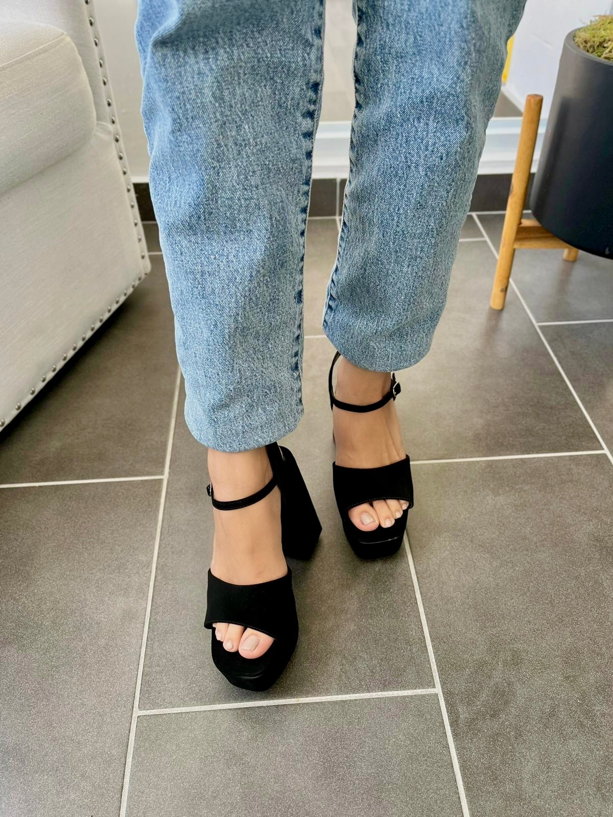 Emily black- 10,11 - Stela The Shoetique