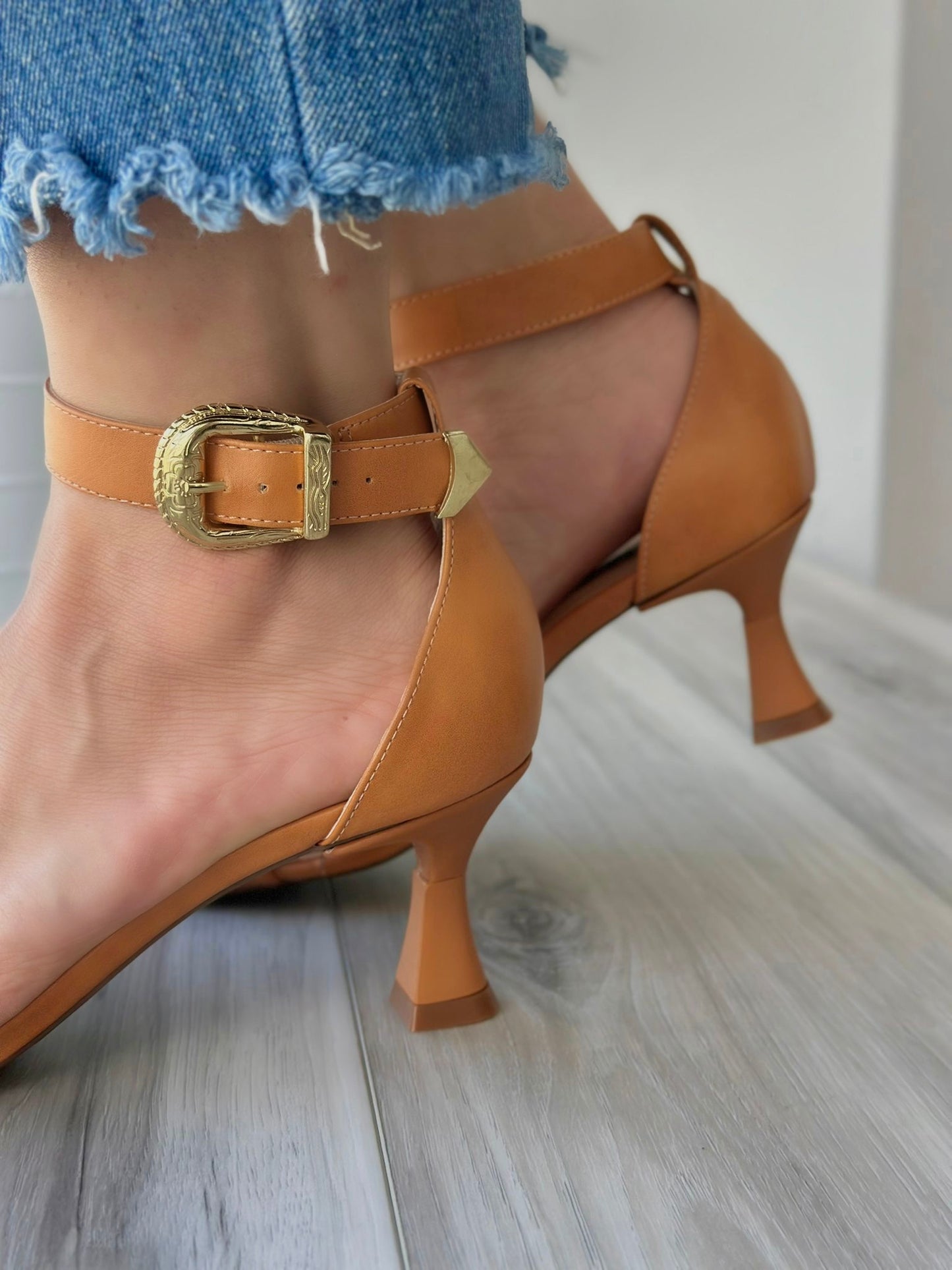 Roxy caramelo heel 7,8 - Stela The Shoetique