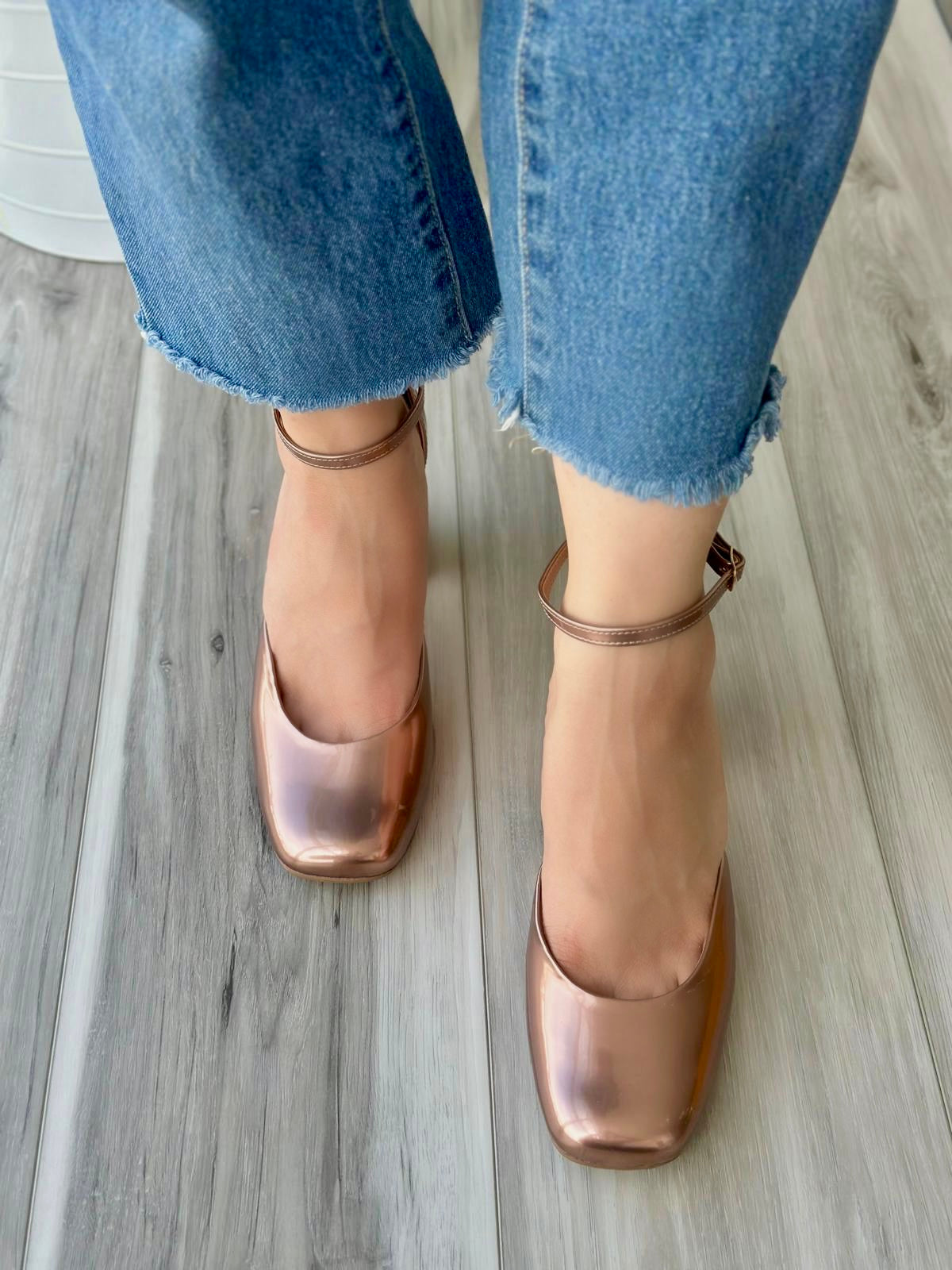 Steph bronze heel 9,10 - Stela The Shoetique