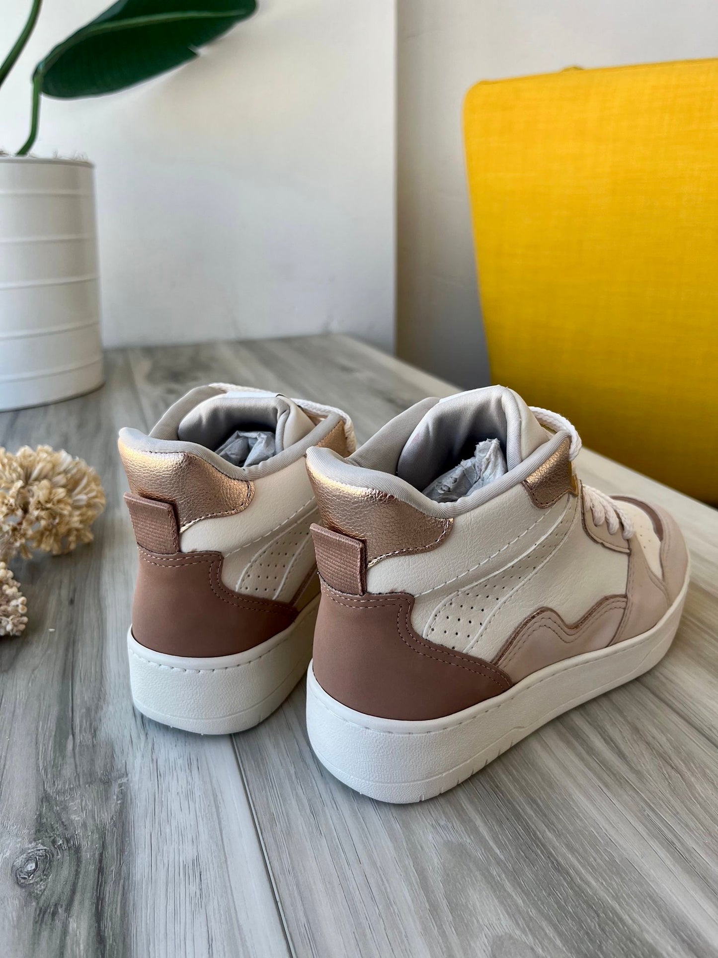 2007-02 - Size 4 - Stela The Shoetique