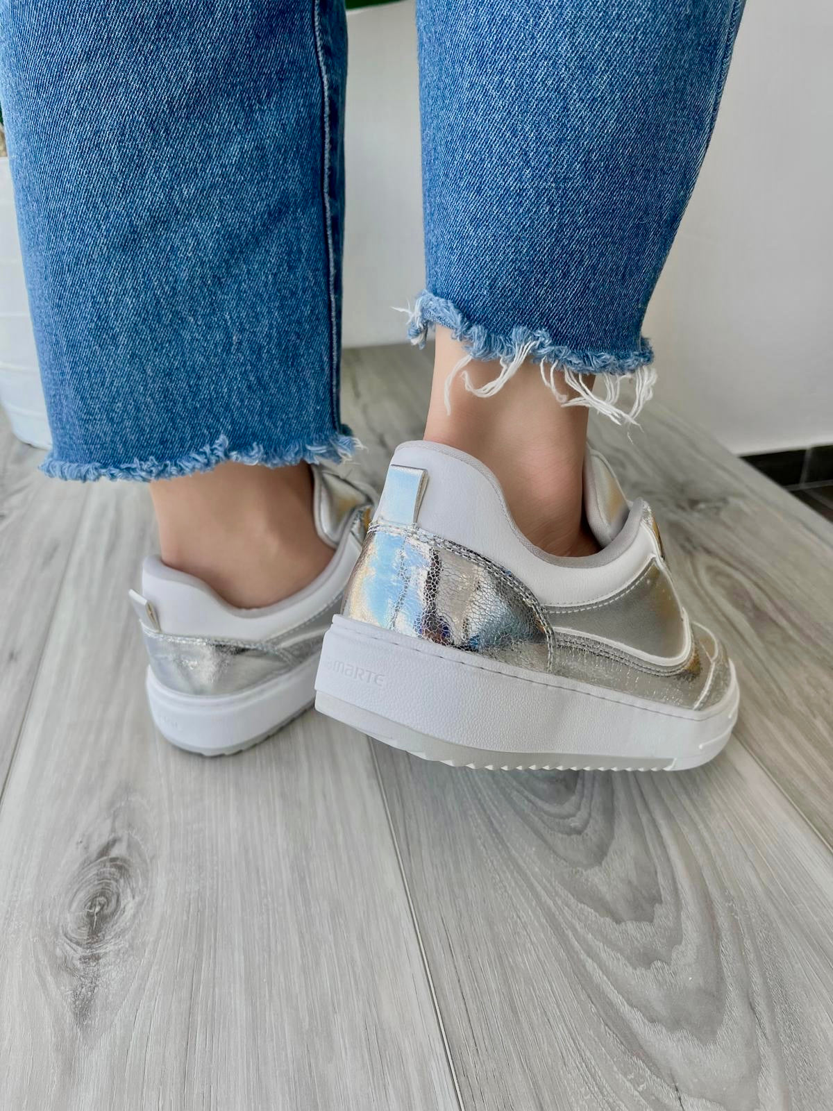 Pam silver sneaker 6,8 - Stela The Shoetique