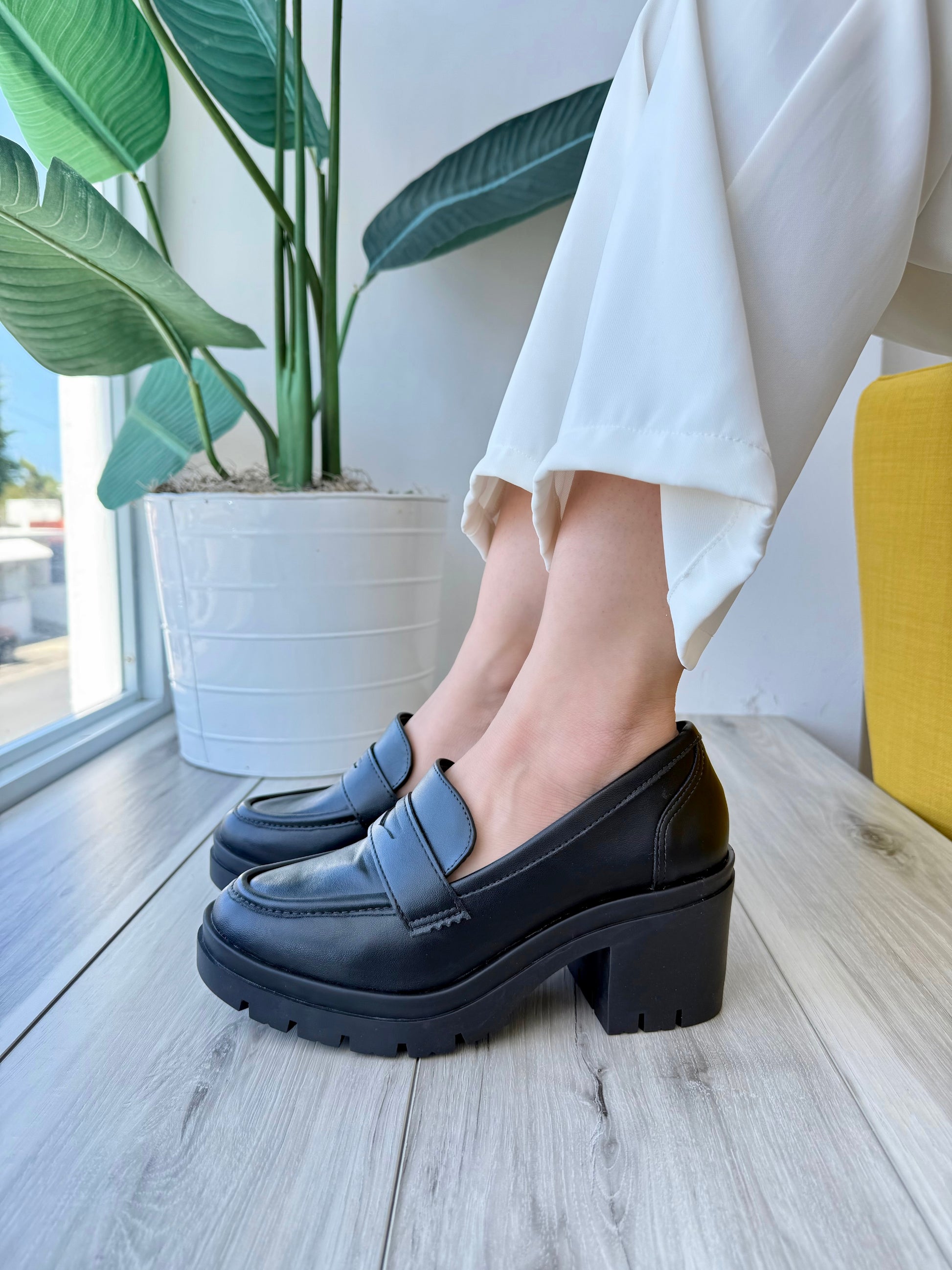 Violette Black- 7,8,11 - Stela The Shoetique