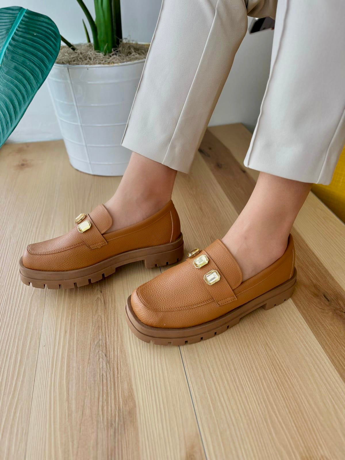 Vittoria tan color loafer - Stela The Shoetique