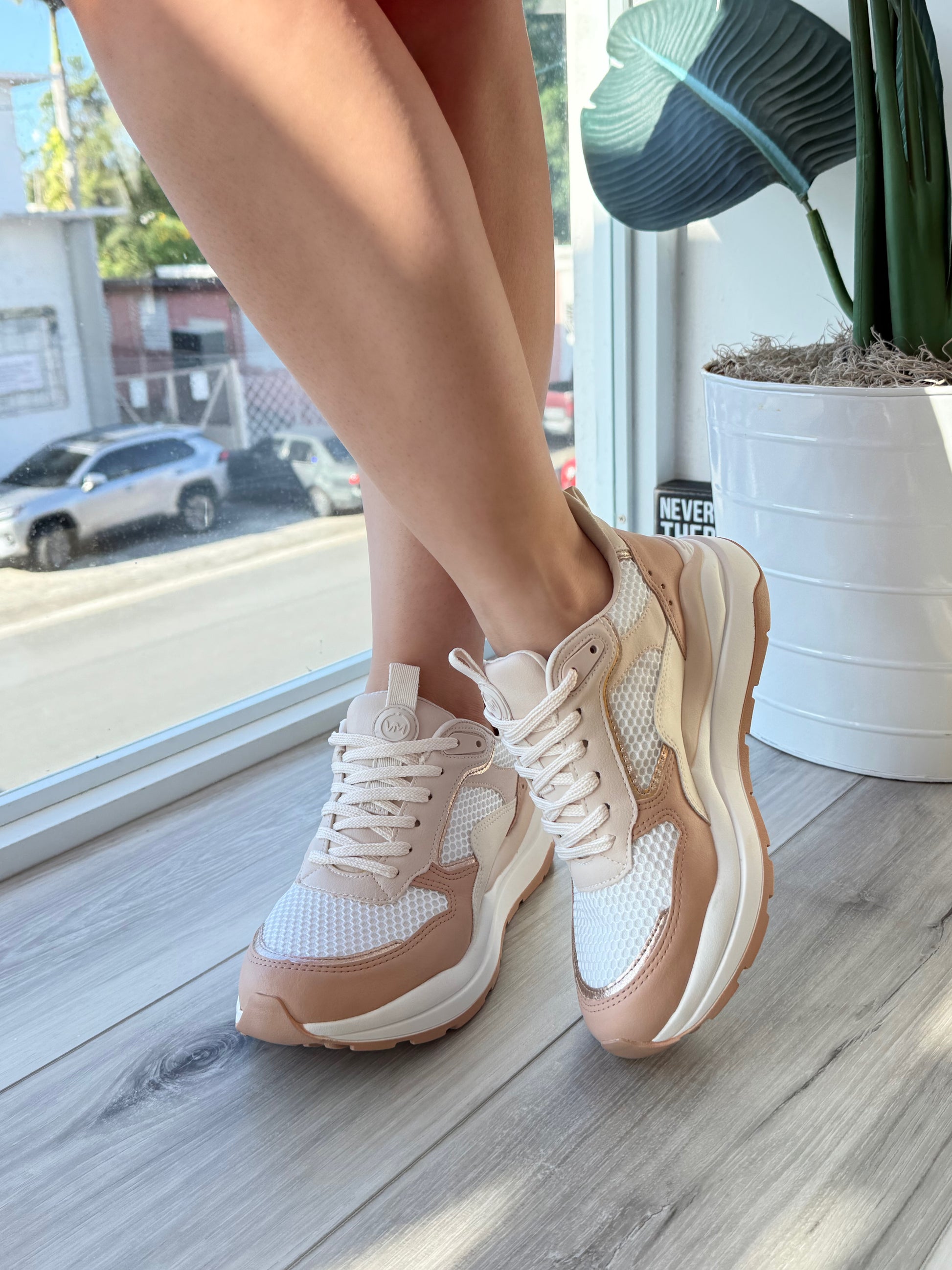 Lisa Creme 4,5,11 - Stela The Shoetique