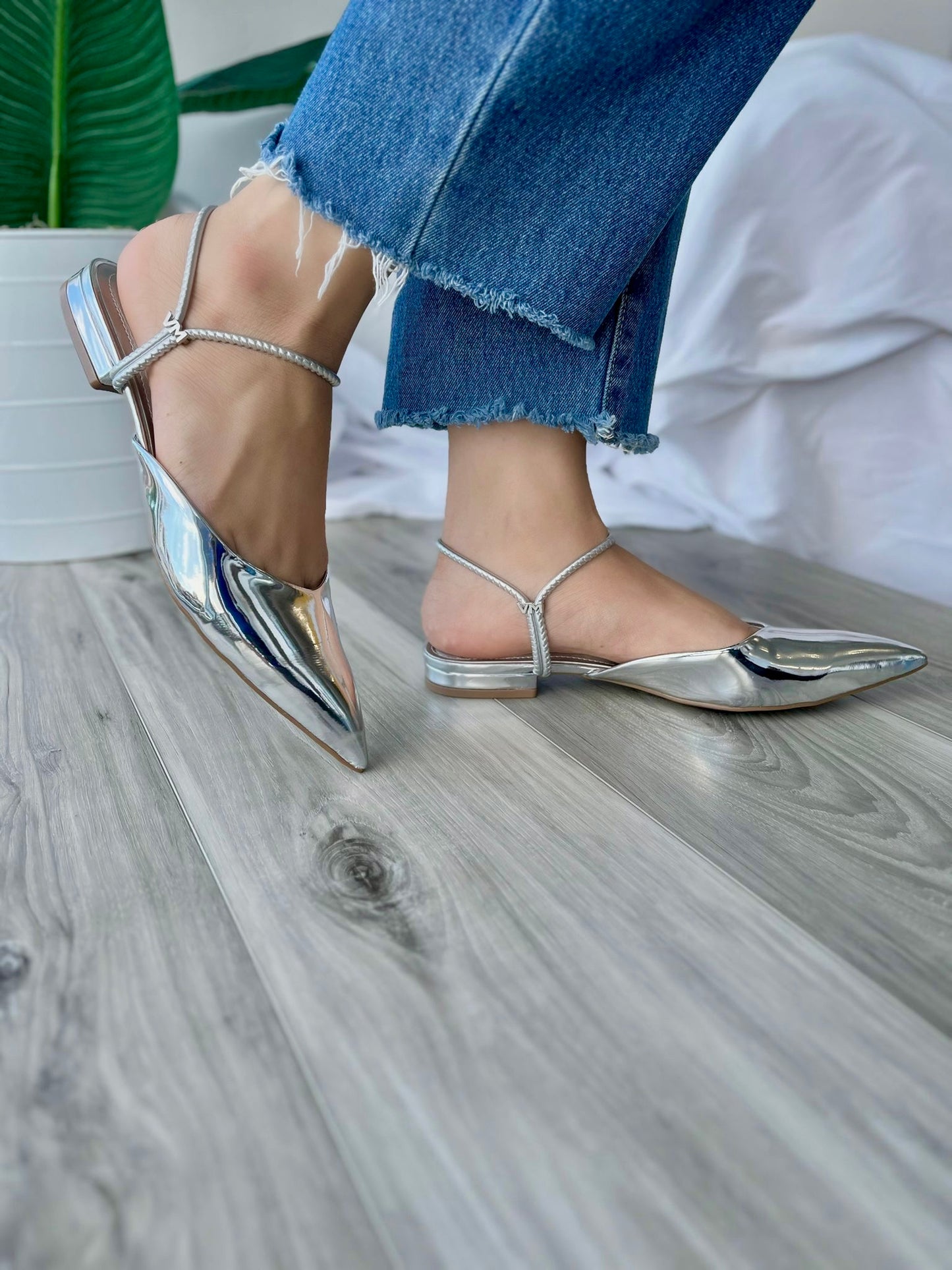 Feta silver flat 6,7 - Stela The Shoetique