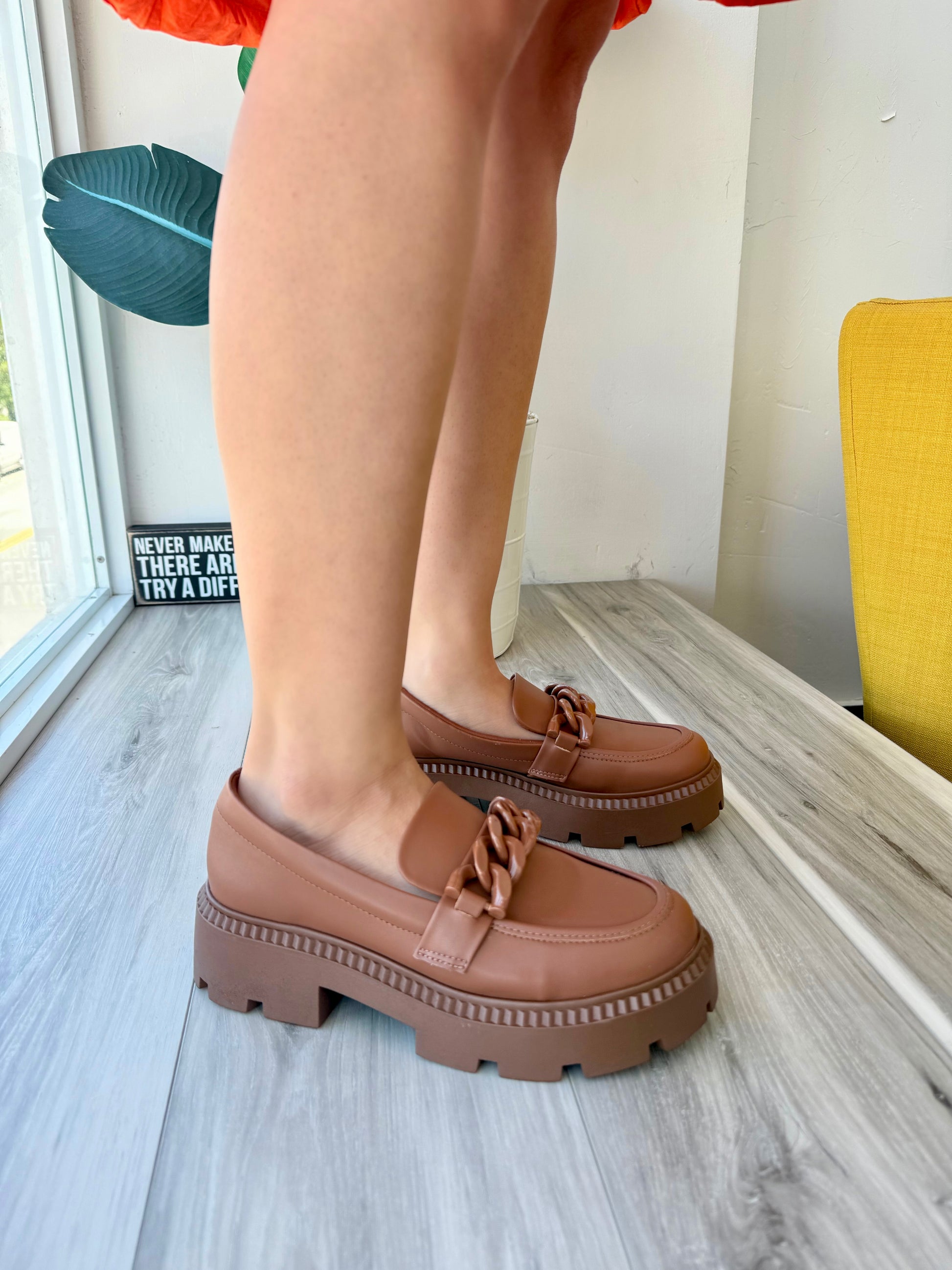 Emmy brown loafer 7,8 - Stela The Shoetique