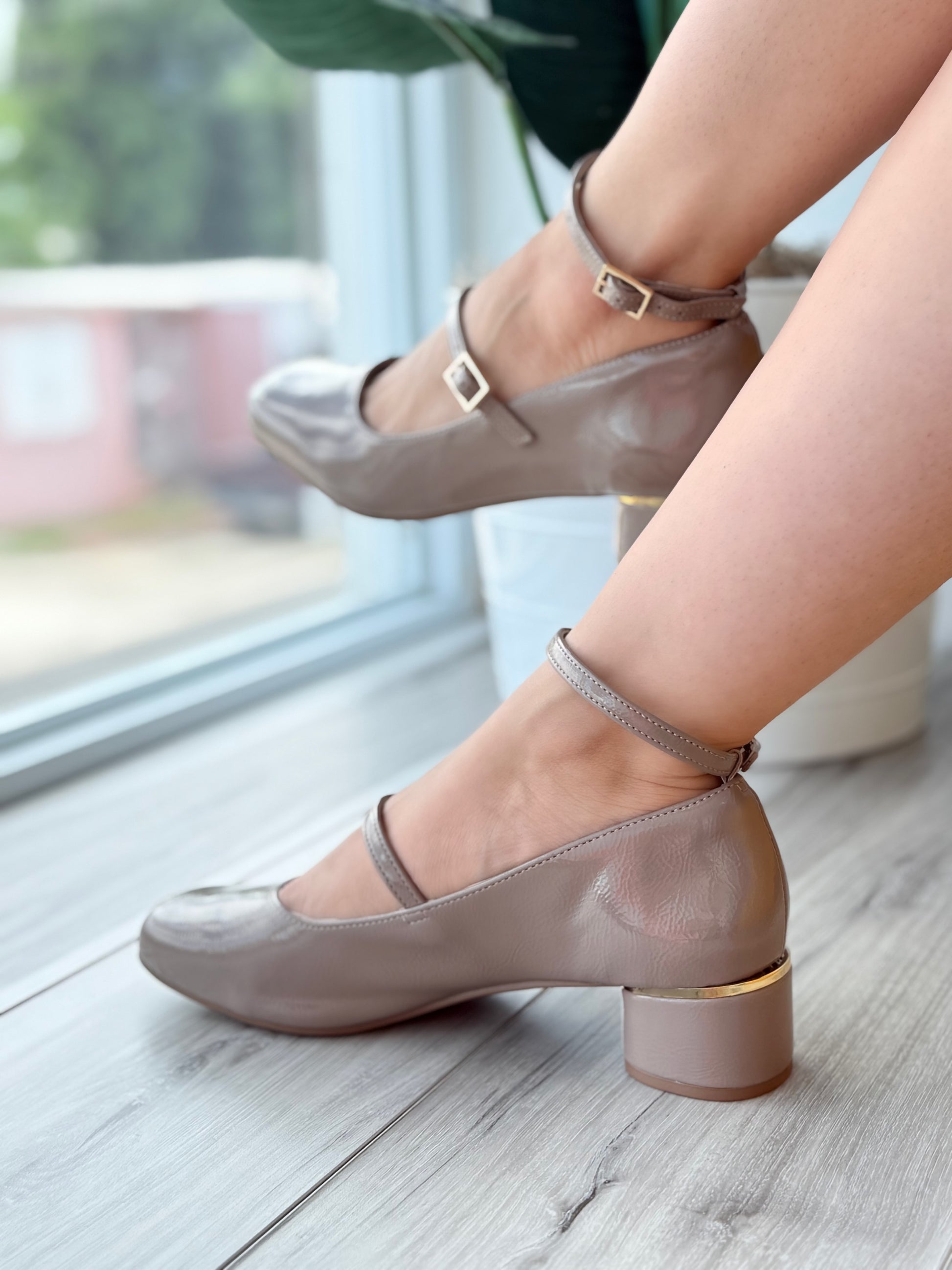 Esmeralda Toffee - Stela The Shoetique