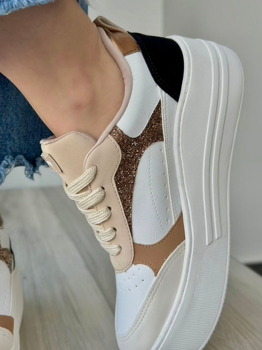Peter camel/white creme sneaker - Stela The Shoetique