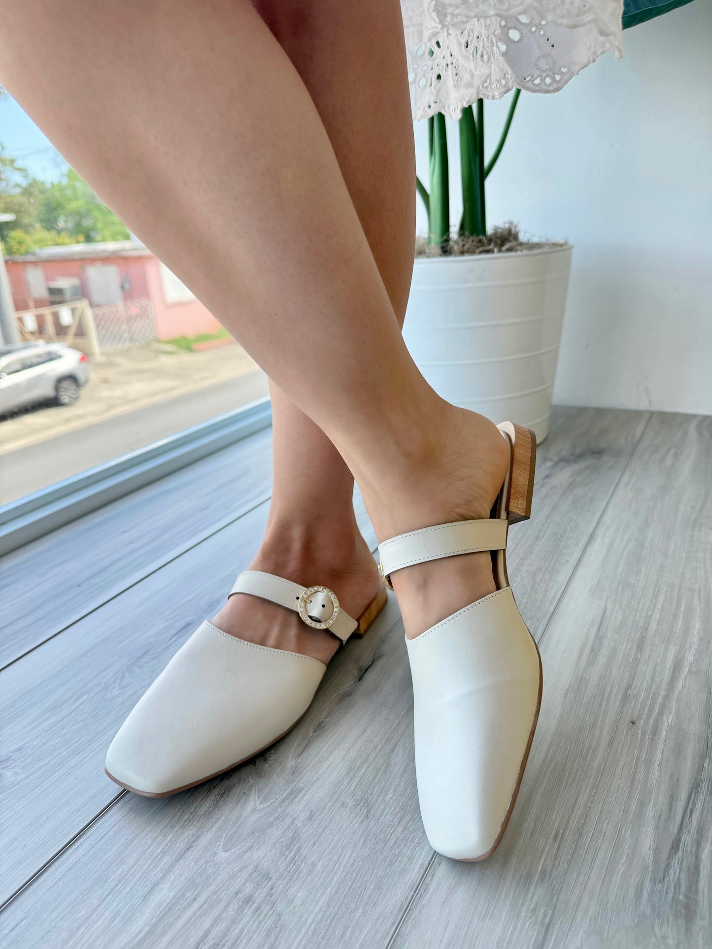Emiliana Off White 9 - Stela The Shoetique