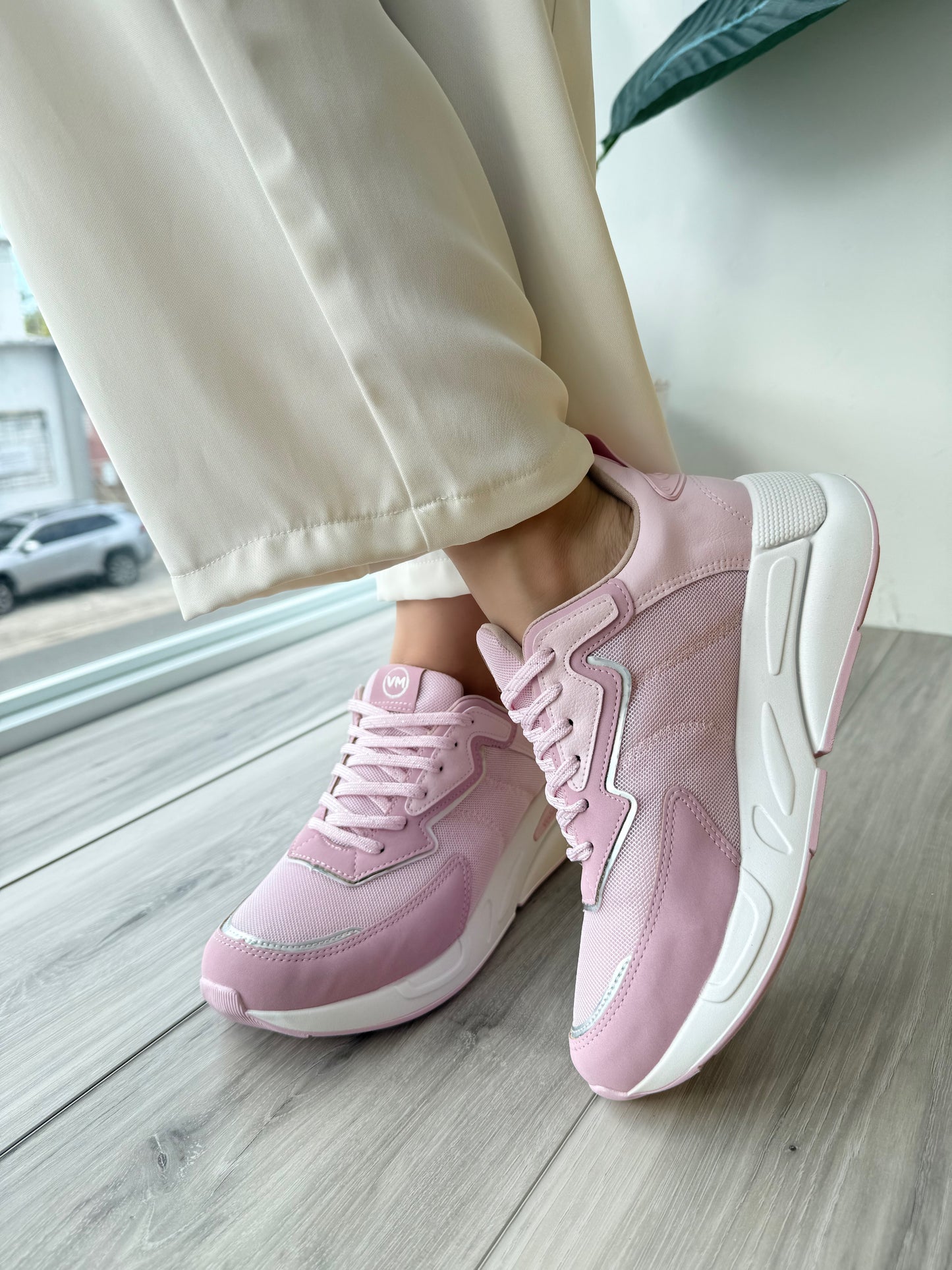 Ambrossia sneaker- 4,5,11 - Stela The Shoetique