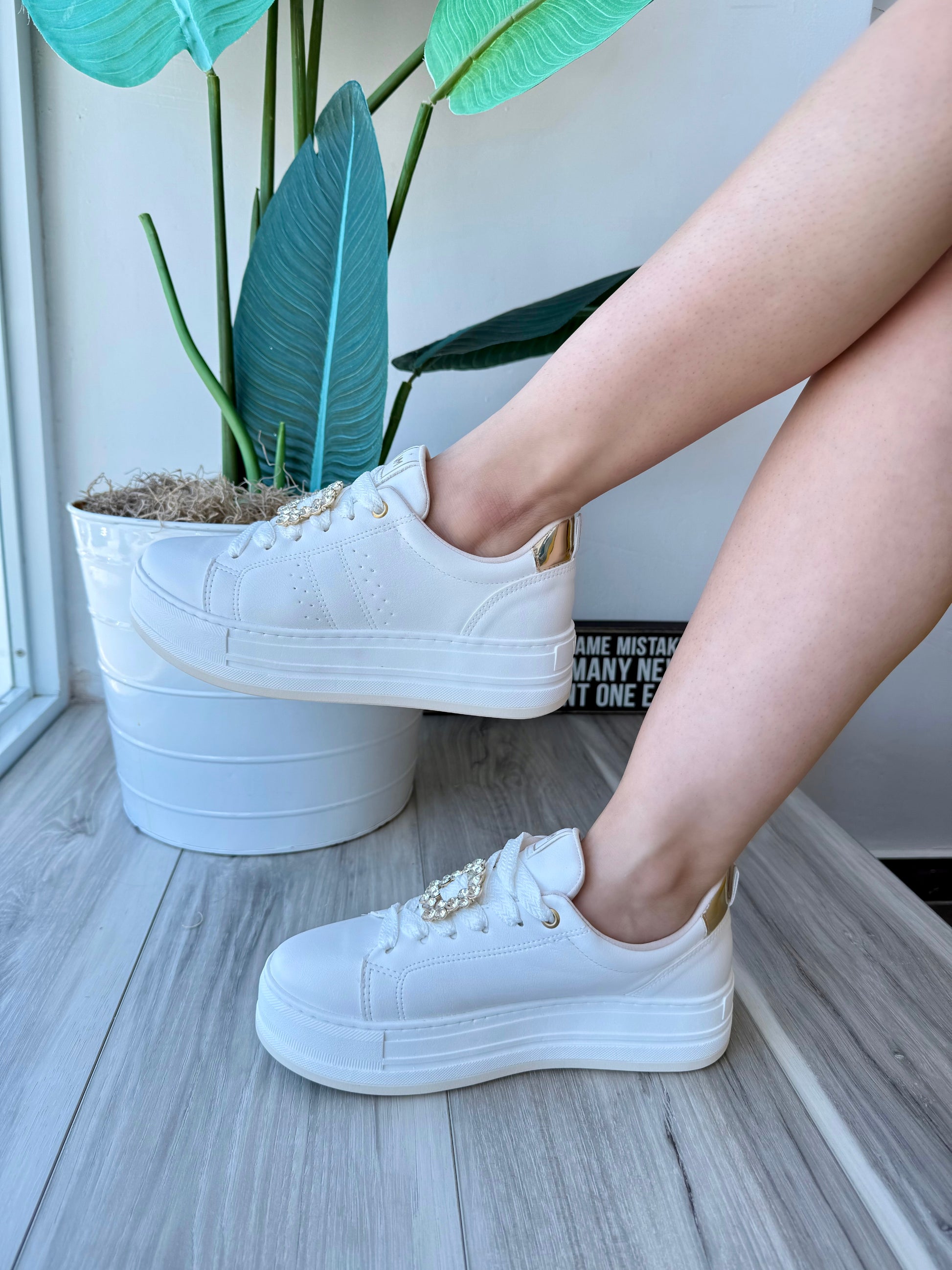 Alexis white sneaker 7,9 - Stela The Shoetique