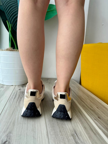 Sabina beige Sneaker- 5,6,11 - Stela The Shoetique