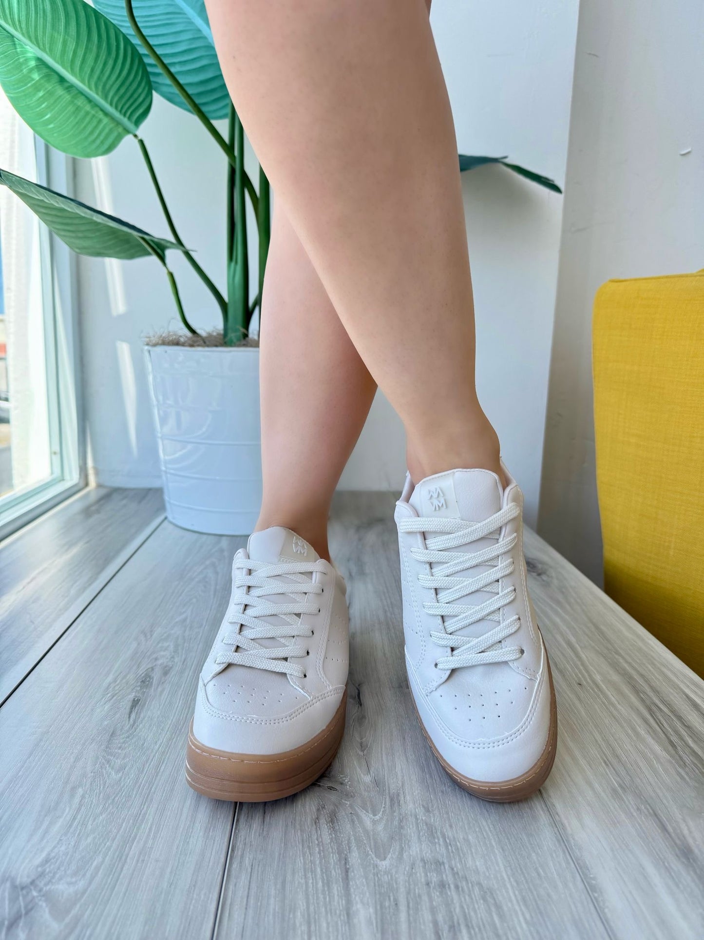 Alvaro Beige - Stela The Shoetique