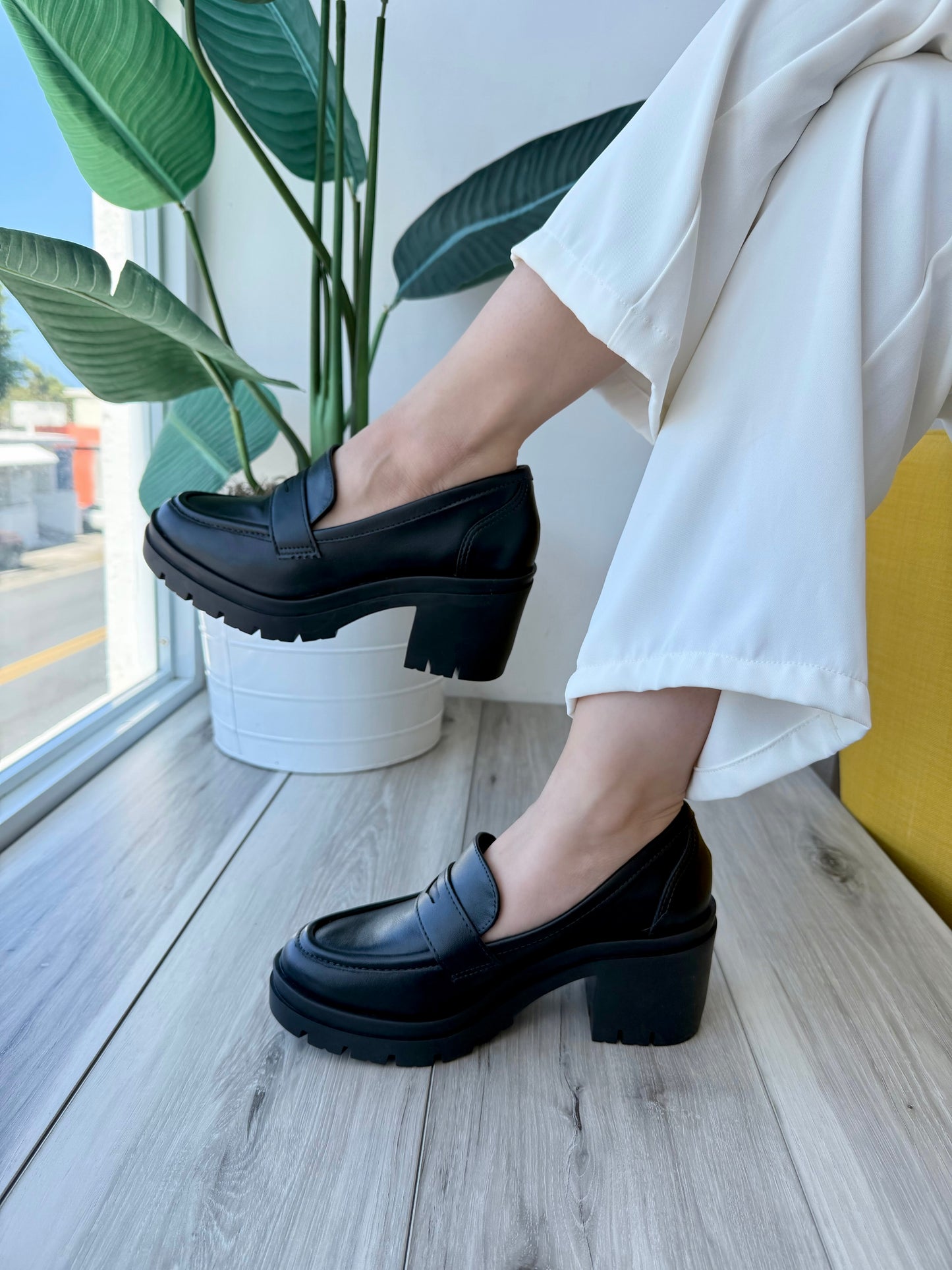 Violette Black- 7,8,11 - Stela The Shoetique