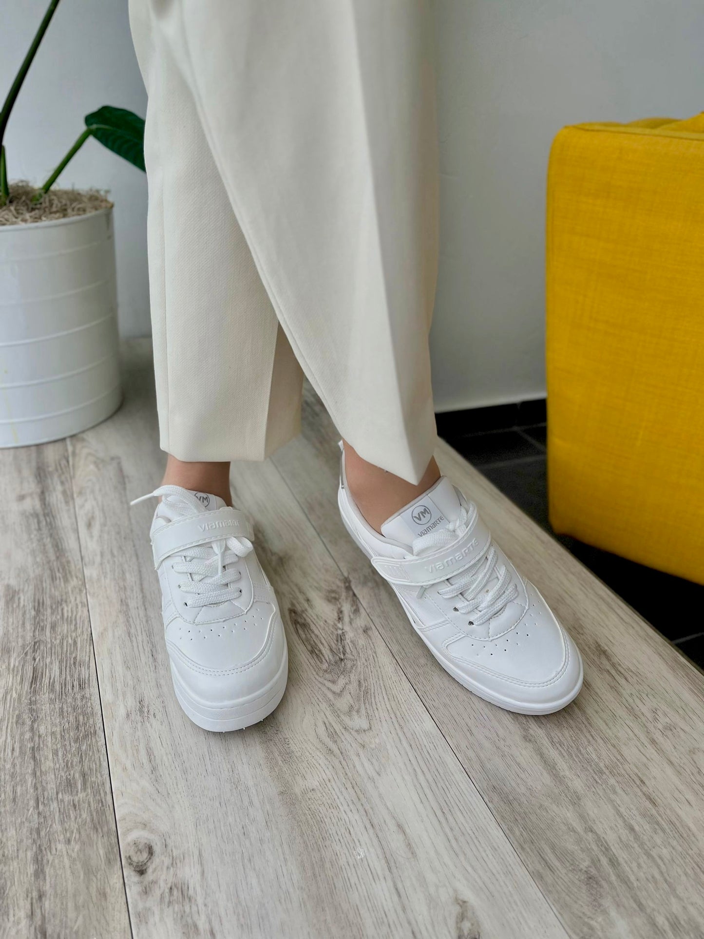 Vincent White- 4,6,7,10,11 - Stela The Shoetique