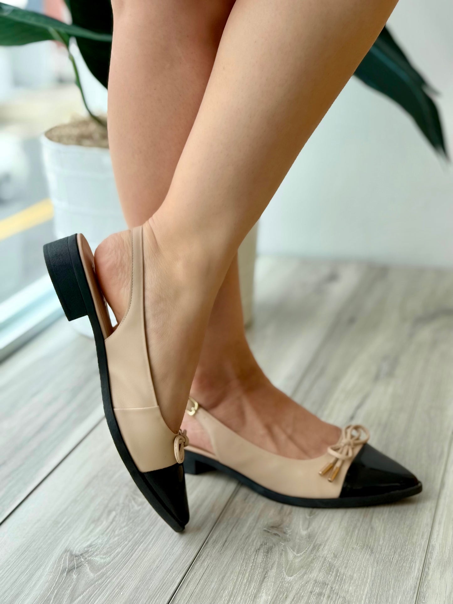 Pietri beige black - Stela The Shoetique