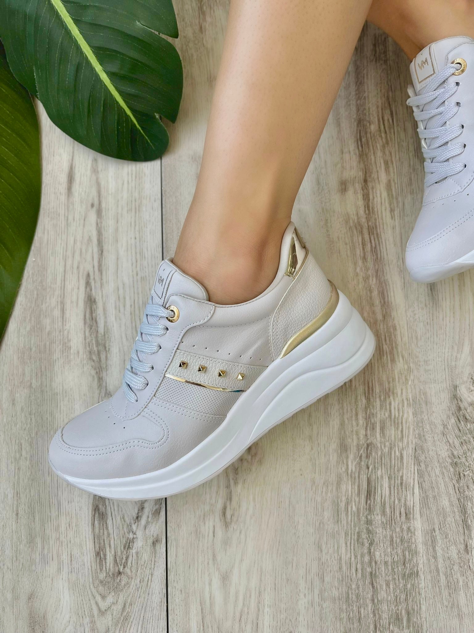 Maisie beige sneaker - Stela The Shoetique