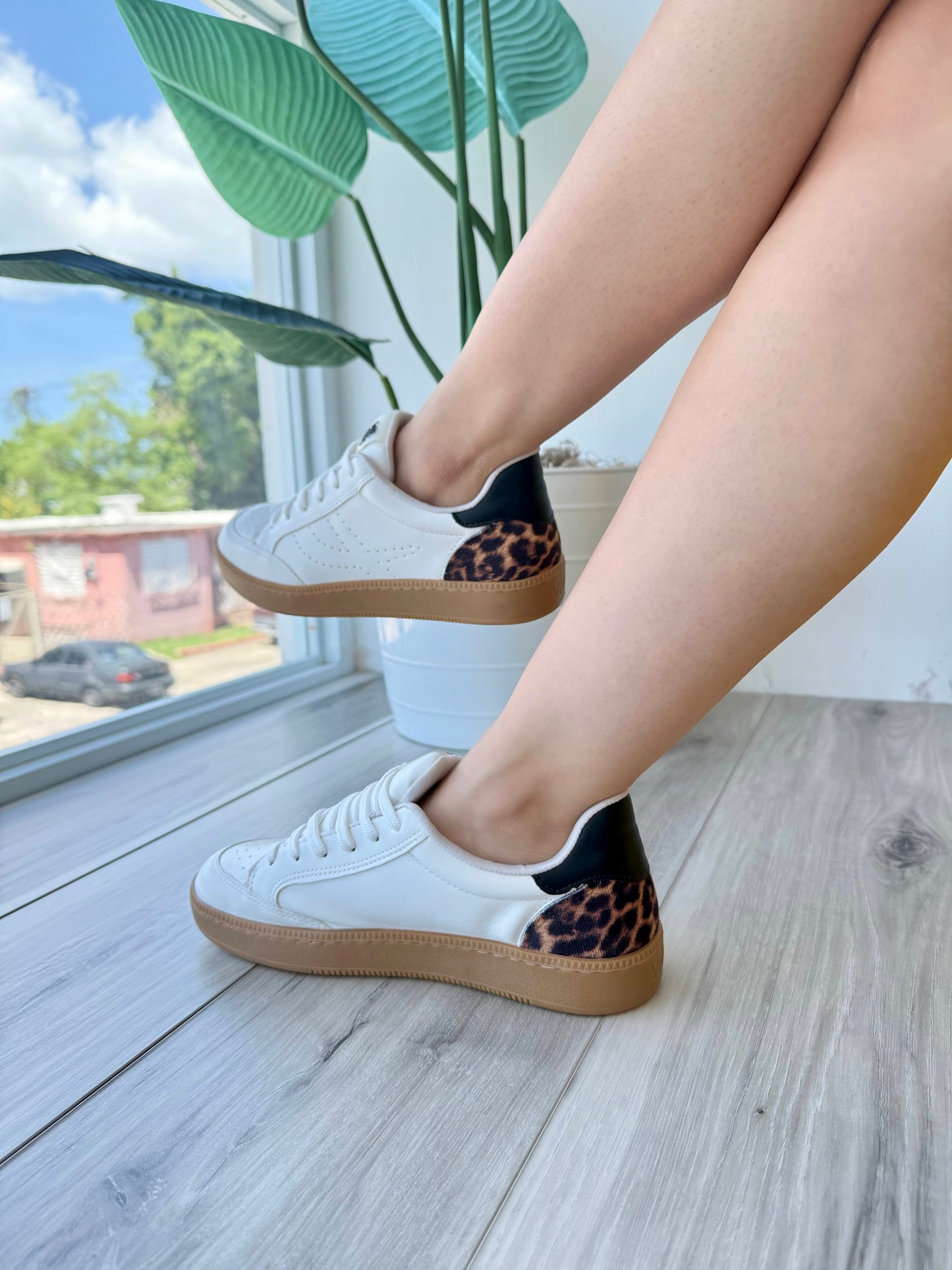 Boris Camel Preto - Stela The Shoetique