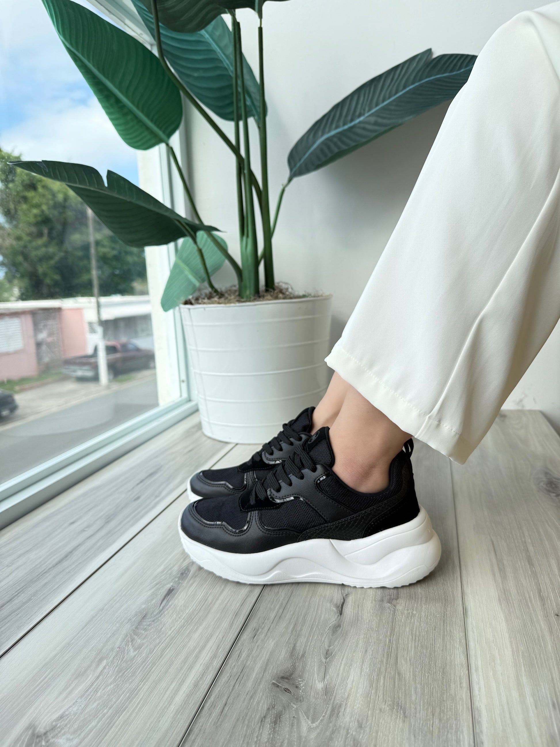 Dania sneaker - Stela The Shoetique