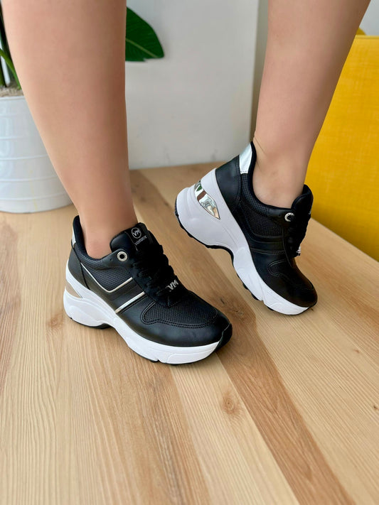 Meli Sneaker-size 4 - Stela The Shoetique