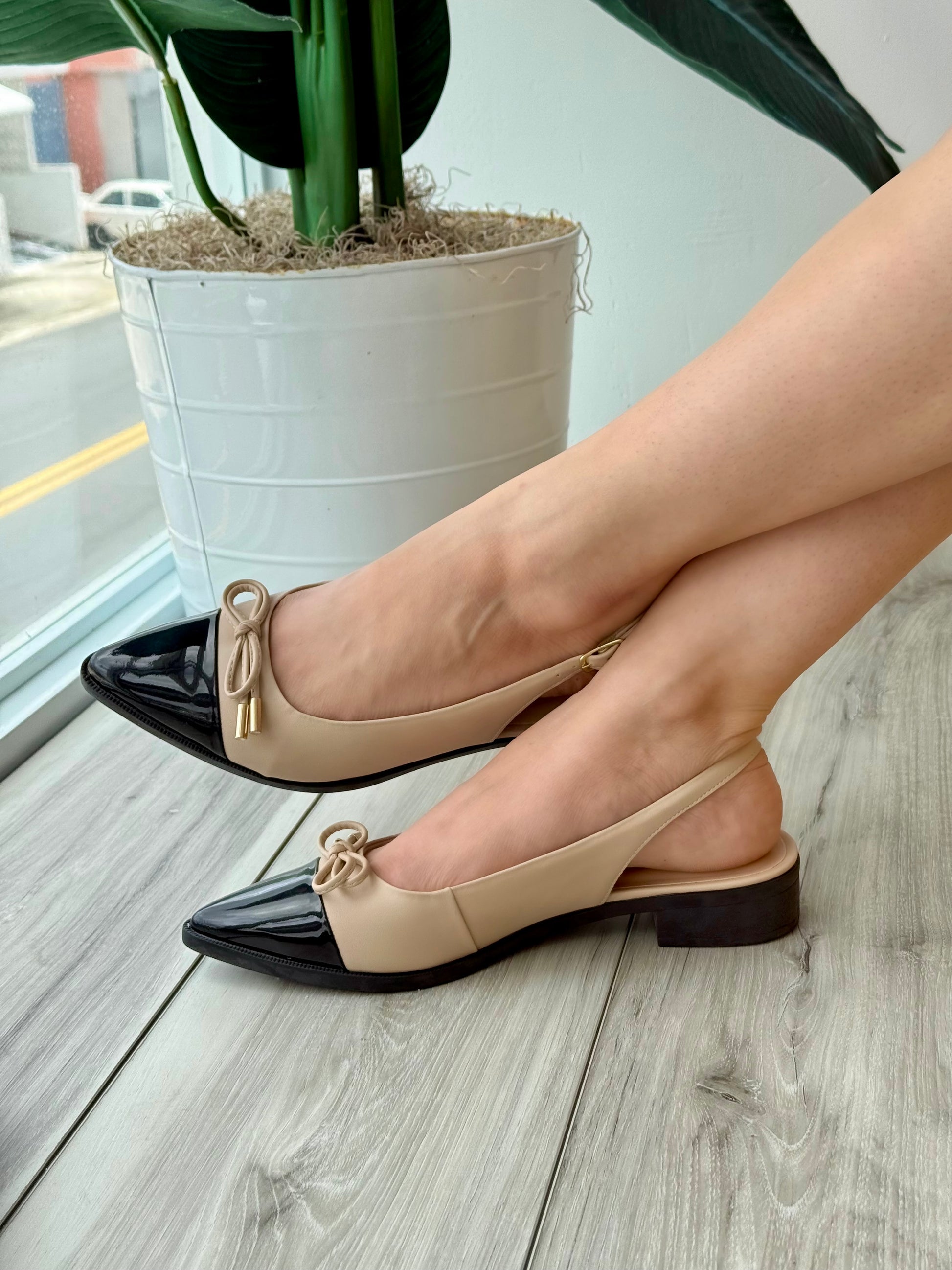 Pietri beige black - Stela The Shoetique