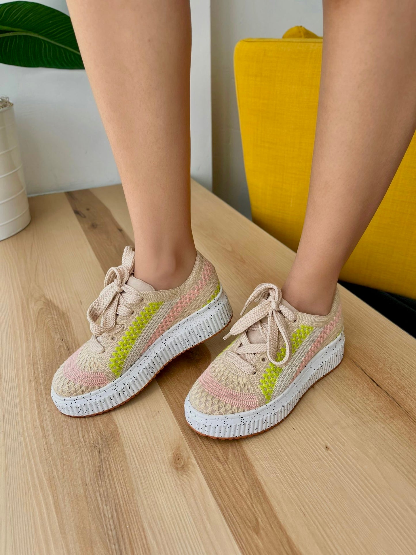 Dorothy- Size 5,9 - Stela The Shoetique