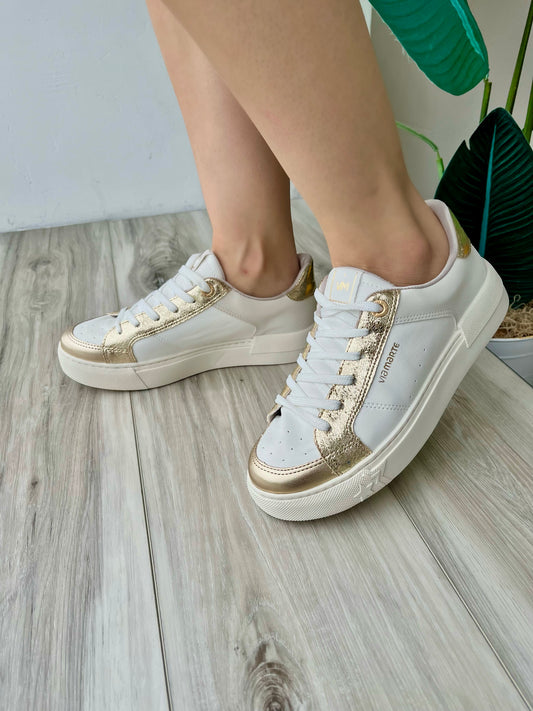 Luisa gold sneaker 6,7 - Stela The Shoetique