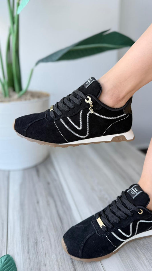 Eduardo black sneaker