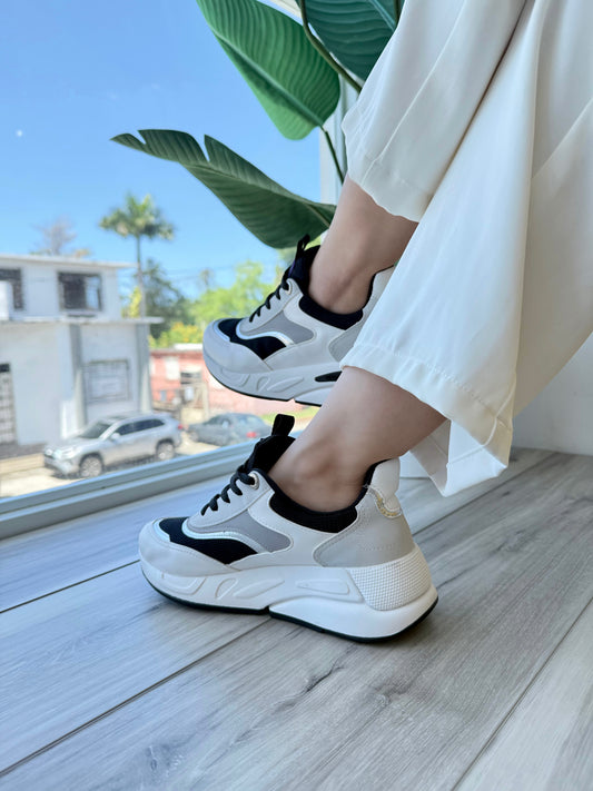 Xiomy Black- 4,5,7,11 - Stela The Shoetique