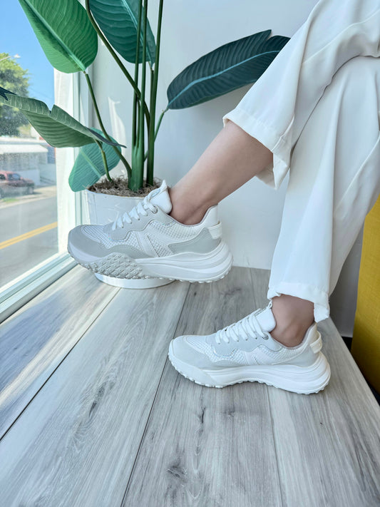 Novo Sneaker- 4,7,8,11 - Stela The Shoetique