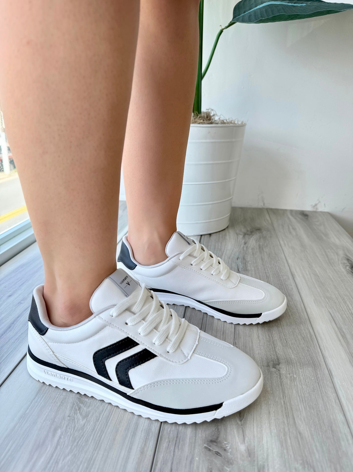 Isma blk white - Stela The Shoetique