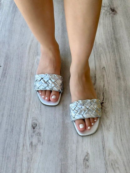 Gina silver flat - Stela The Shoetique