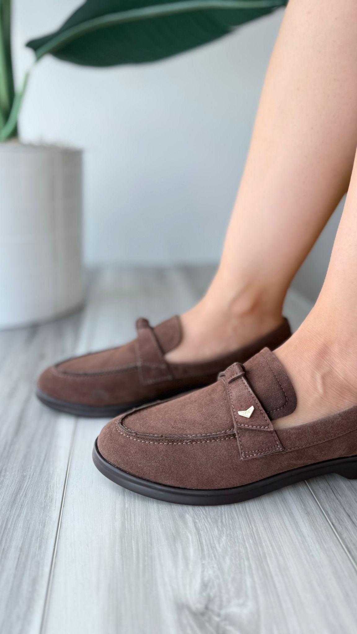 Freya cafe topsider