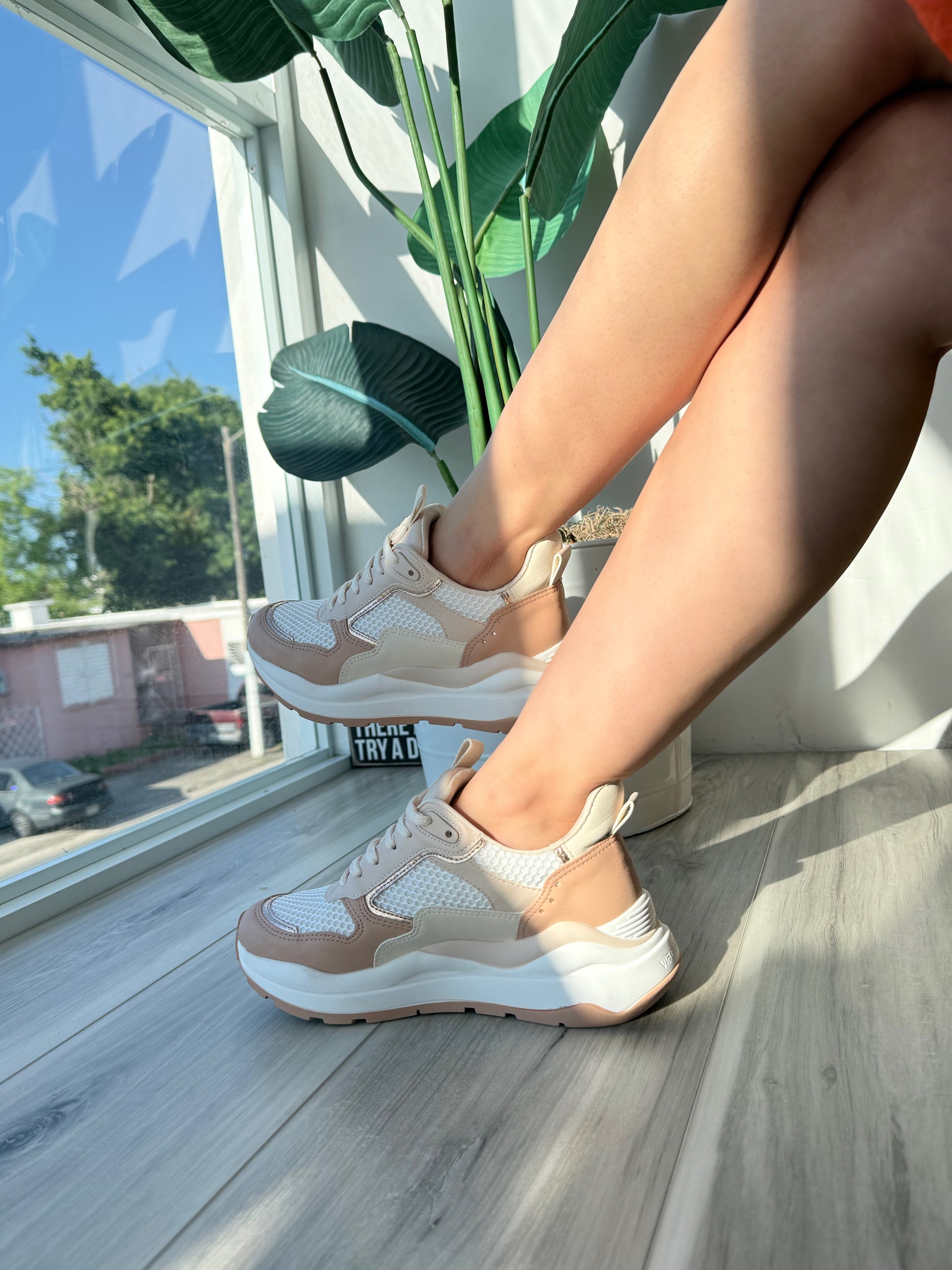 Lisa Creme 4,5,11 - Stela The Shoetique