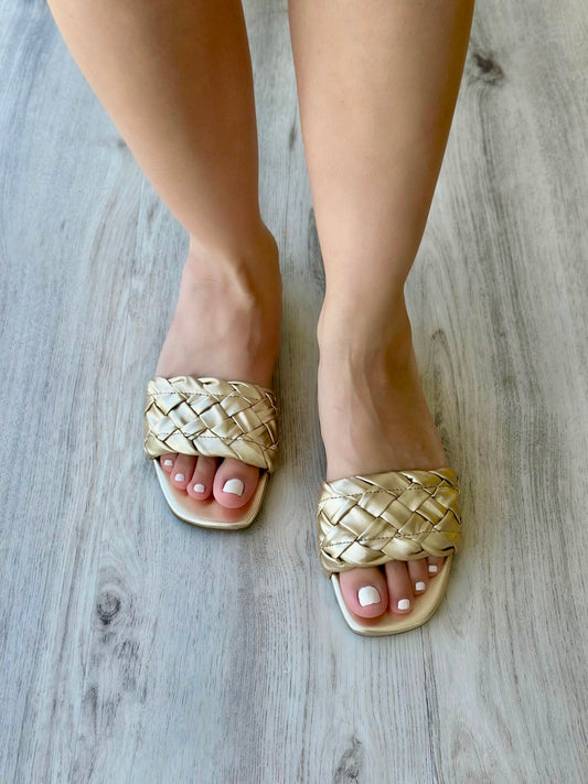 Gina gold flat - Stela The Shoetique