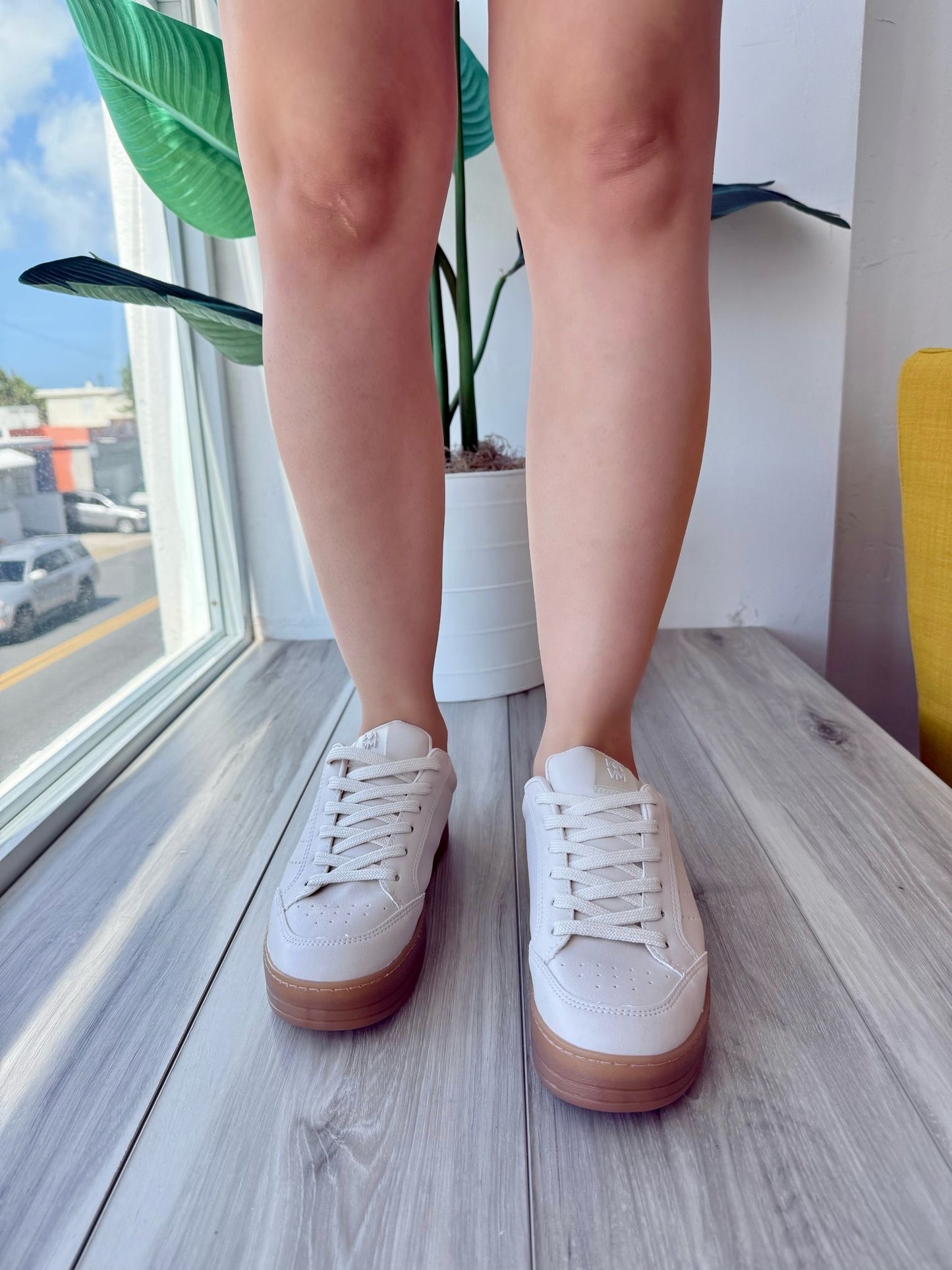 Alvaro Beige - Stela The Shoetique